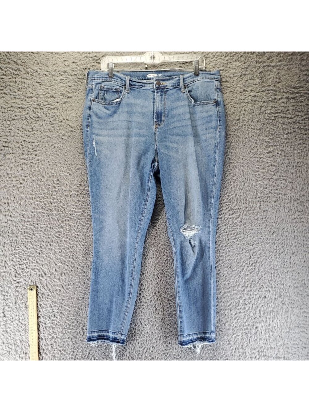 Old Navy Jeans Womens 14 Blue Curvy Skinny Frayed Hem Stretch Denim *Read*